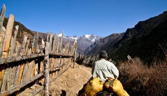 Riding into a pristine paradise - Songpan Horse Trek